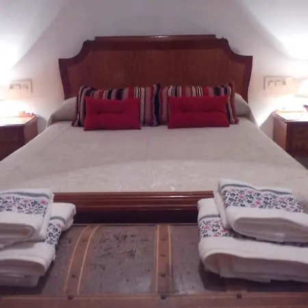 La Herreria De Esteban * Cuevas Labradas