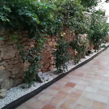 La Herreria De Esteban * Cuevas Labradas